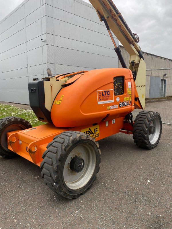 JLG 600AJ - Image 9