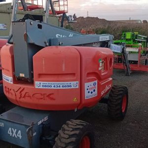 Skyjack SJ63AJ Articulated boom lift