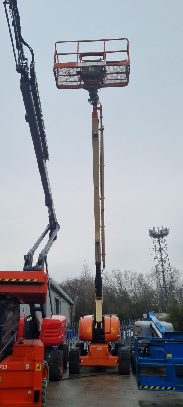 JLG 860SJ