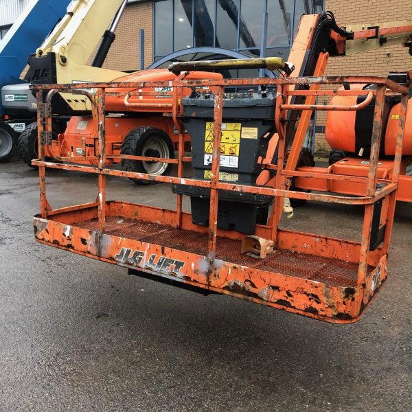 JLG 600AJ - Image 8