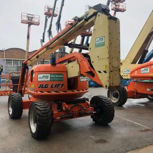 JLG 600AJ