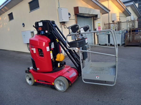 Manitou 100VJR Boom mast