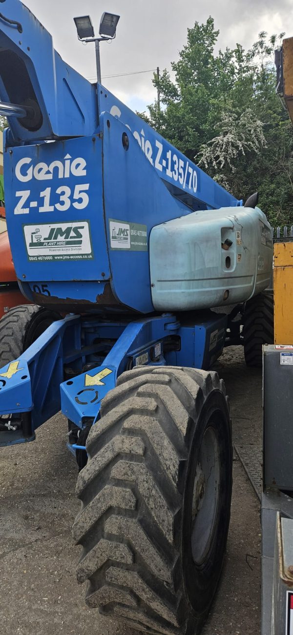 Genie Z135/70 Articulated Boom - Image 9
