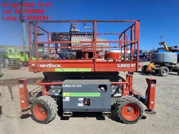 Skyjack SJ 6832 RT