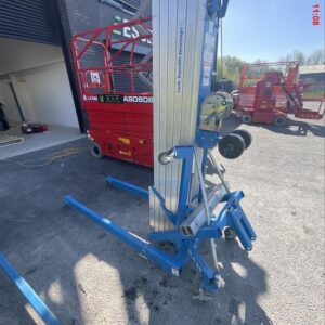Genie SLA-25 access hoist