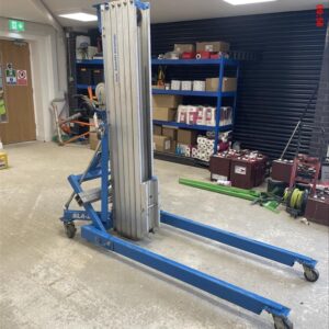 Genie SLA-25 access hoist